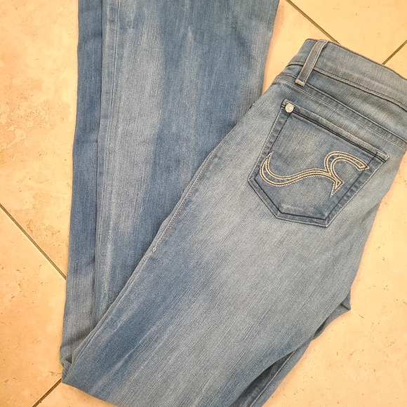 Rock and Republic Flare Jeans - Picture 6 of 9